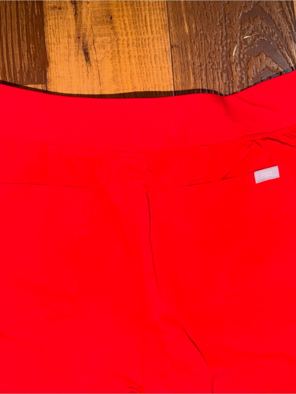 NWT- FIGS Red Scrub Top/Drawstring Jogger Bottoms- Size Medium - Picture 10 of 15